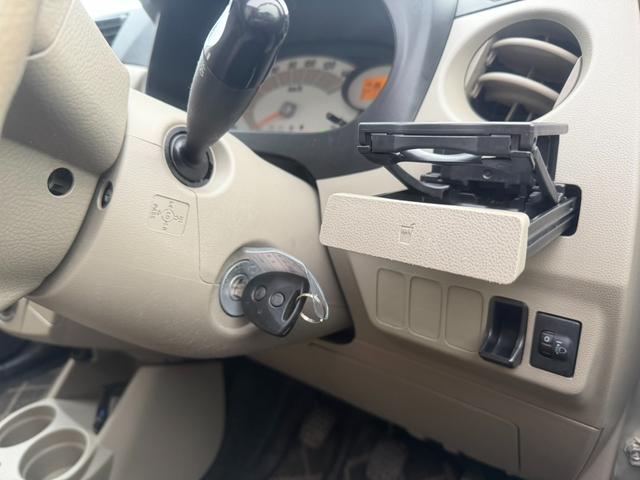 ミラ L 4WD ETC キーレスエントリー MT 盗難防止システム CD MD アルミホイール 衝突安全ボディ エアコン パワーステアリング パワーウィンドウ(8枚目)