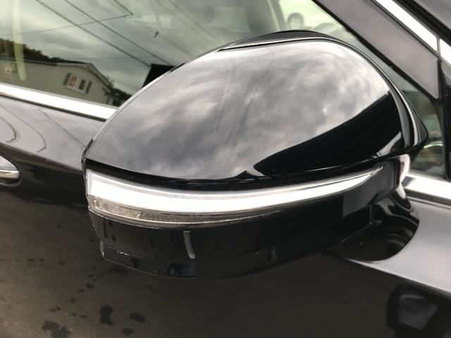 TOYOTA CROWN HYBRID ROYAL SALOON FOUR