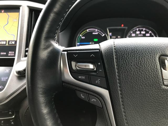 TOYOTA CROWN HYBRID ROYAL SALOON FOUR