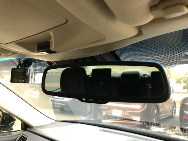 TOYOTA CROWN HYBRID ROYAL SALOON FOUR