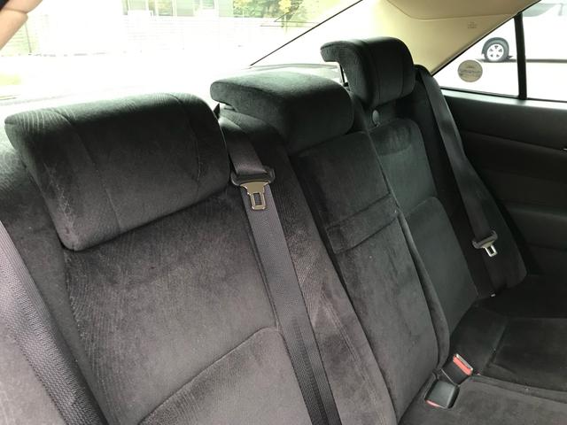 TOYOTA CROWN HYBRID ROYAL SALOON FOUR