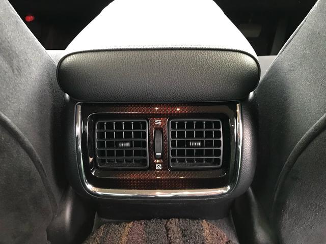 TOYOTA CROWN HYBRID ROYAL SALOON FOUR