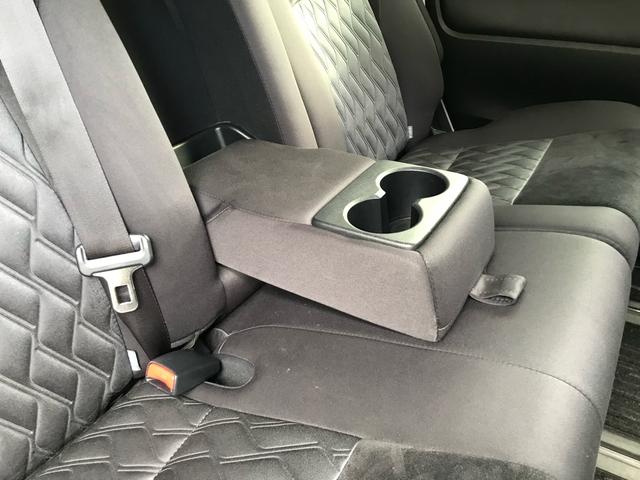 アルファード ２．５Ｓ　寒冷地仕ＷＡＣ　オートハイビーム　フルフラット　盗難防止　ＬＥＤヘッド　横滑防止装置　クルコン　スマートキー　キーレス　４ＷＤ　３列シート　レーンキープアシスト　オートライト　アイドルストップ　ソナー（46枚目）