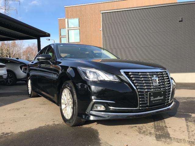 クラウン ロイヤルi-Four キーレス 横滑り防止機能 盗難防止装置 4WD LEDヘッドランプ クルーズコントロール オートライト エアバッグ スマートキー&プッシュスタート ABS(8枚目)