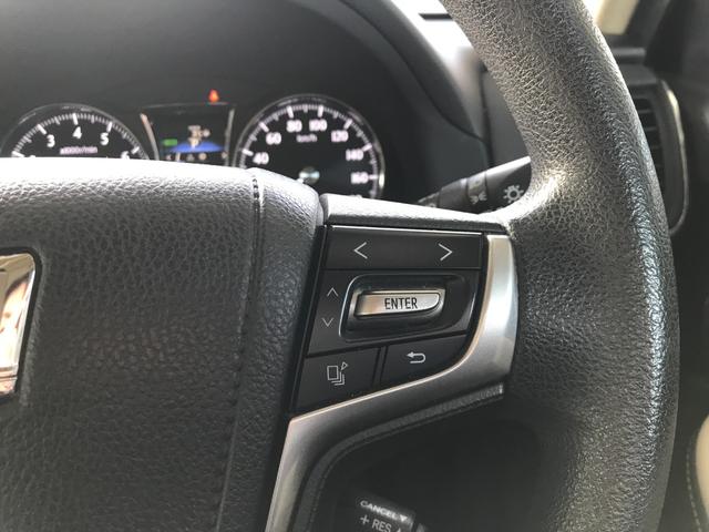 クラウン ロイヤルi-Four キーレス 横滑り防止機能 盗難防止装置 4WD LEDヘッドランプ クルーズコントロール オートライト エアバッグ スマートキー&プッシュスタート ABS(27枚目)