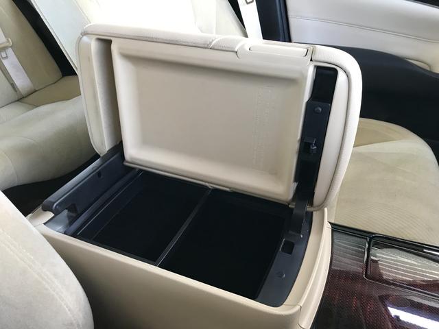 クラウン ロイヤルi-Four キーレス 横滑り防止機能 盗難防止装置 4WD LEDヘッドランプ クルーズコントロール オートライト エアバッグ スマートキー&プッシュスタート ABS(34枚目)