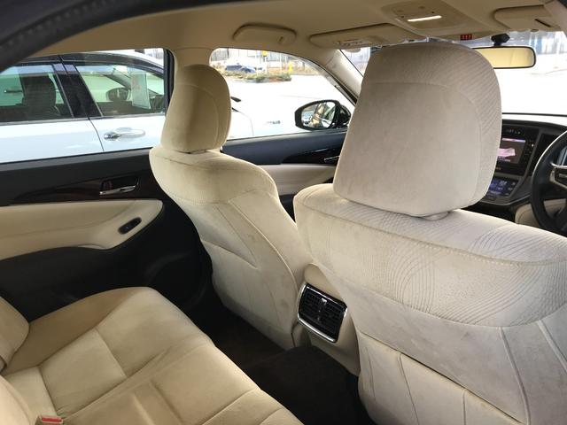 クラウン ロイヤルi-Four キーレス 横滑り防止機能 盗難防止装置 4WD LEDヘッドランプ クルーズコントロール オートライト エアバッグ スマートキー&プッシュスタート ABS(40枚目)