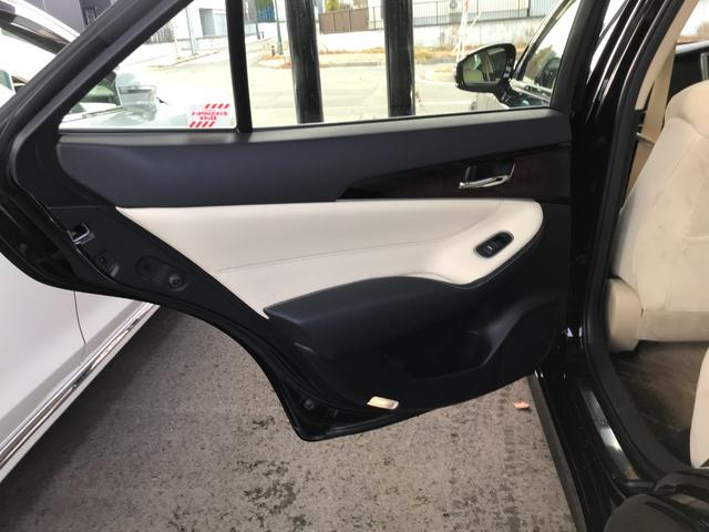 クラウン ロイヤルi-Four キーレス 横滑り防止機能 盗難防止装置 4WD LEDヘッドランプ クルーズコントロール オートライト エアバッグ スマートキー&プッシュスタート ABS(46枚目)