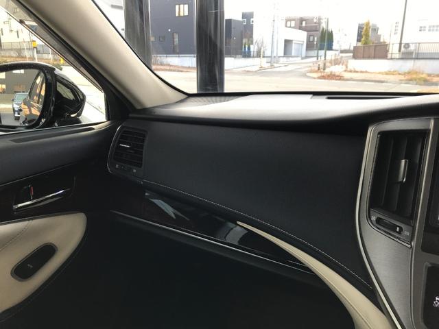 クラウン ロイヤルi-Four キーレス 横滑り防止機能 盗難防止装置 4WD LEDヘッドランプ クルーズコントロール オートライト エアバッグ スマートキー&プッシュスタート ABS(51枚目)