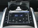 リアサンシェードの上下。オーディオ操作。リアシートヒーターのＯＮ　ＯＦＦ。リアエアコンの操作。リアシートの電動リクライニング可能です！