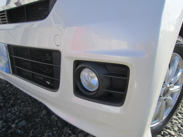 N-BOXカスタム G・Lパッケージ 4WD ワンオーナー車 パワースライドドア 社外ナビ&フルセグTV Bカメラ E/Gスターター ドラレコ ETC HID フォグ 社外アルミ 記録簿 冬タイヤ+アルミセット積込み 1年間走行無制限保証(4枚目)