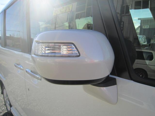 N-BOXカスタム G・Lパッケージ 4WD ワンオーナー車 パワースライドドア 社外ナビ&フルセグTV Bカメラ E/Gスターター ドラレコ ETC HID フォグ 社外アルミ 記録簿 冬タイヤ+アルミセット積込み 1年間走行無制限保証(6枚目)