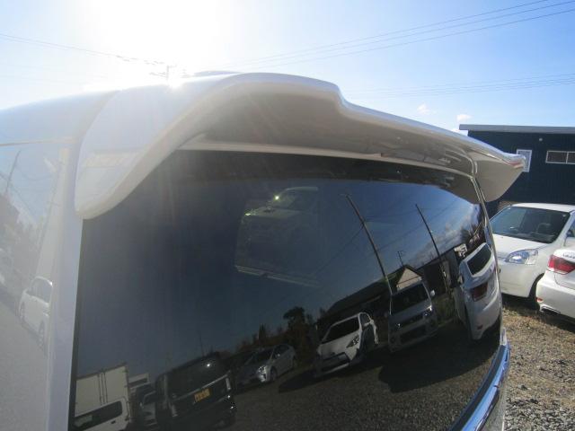 N-BOXカスタム G・Lパッケージ 4WD ワンオーナー車 パワースライドドア 社外ナビ&フルセグTV Bカメラ E/Gスターター ドラレコ ETC HID フォグ 社外アルミ 記録簿 冬タイヤ+アルミセット積込み 1年間走行無制限保証(17枚目)