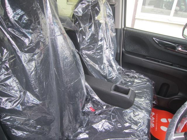 N-BOXカスタム G・Lパッケージ 4WD ワンオーナー車 パワースライドドア 社外ナビ&フルセグTV Bカメラ E/Gスターター ドラレコ ETC HID フォグ 社外アルミ 記録簿 冬タイヤ+アルミセット積込み 1年間走行無制限保証(28枚目)