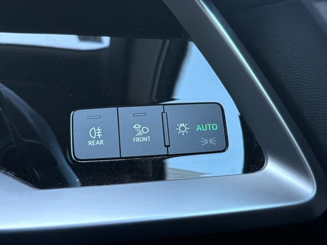 A3 スポーツバック30TFSI コンビニエンス&アシスタンスパッケージ ナビゲーションパッケージ(16枚目)