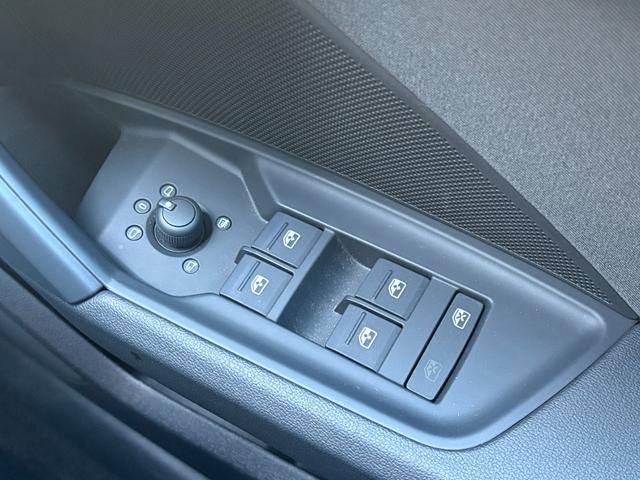 A3 スポーツバック30TFSI コンビニエンス&アシスタンスパッケージ ナビゲーションパッケージ(17枚目)