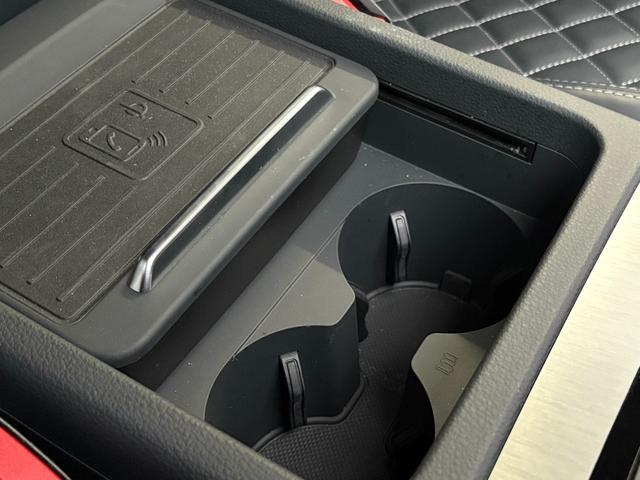 Ｑ５ ４０ＴＤＩクワトロ　Ｓライン　☆元弊社試乗車　／　特別仕様車☆　Ｓｌｉｎｅ　ｄｙｎａｍｉｃ　ｅｄｉｔｉｏｎパッケージ　Ｓｌｉｎｅプラスパッケージ　コンフォートパッケージ　ブラックスタイリングパッケージ　ファインナッパレザー（51枚目）