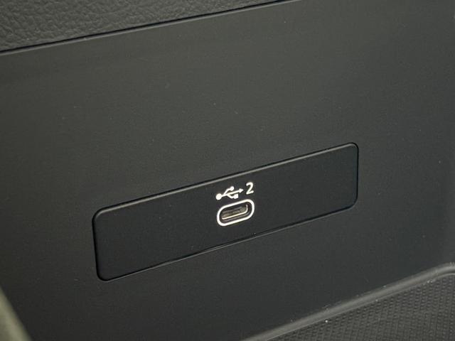 Ｑ５ ４０ＴＤＩクワトロ　Ｓライン　☆元弊社試乗車　／　特別仕様車☆　Ｓｌｉｎｅ　ｄｙｎａｍｉｃ　ｅｄｉｔｉｏｎパッケージ　Ｓｌｉｎｅプラスパッケージ　コンフォートパッケージ　ブラックスタイリングパッケージ　ファインナッパレザー（53枚目）