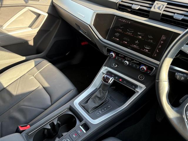 Ｑ３ ３５ＴＤＩクワトロアドバンスド　コンビニエンス＆アシスタンスパッケージ　ＴＶチューナー　ラグジュアリーパッケージ　テクノロジーパッケージ　ステアリングホイール３スポークレザー（19枚目）