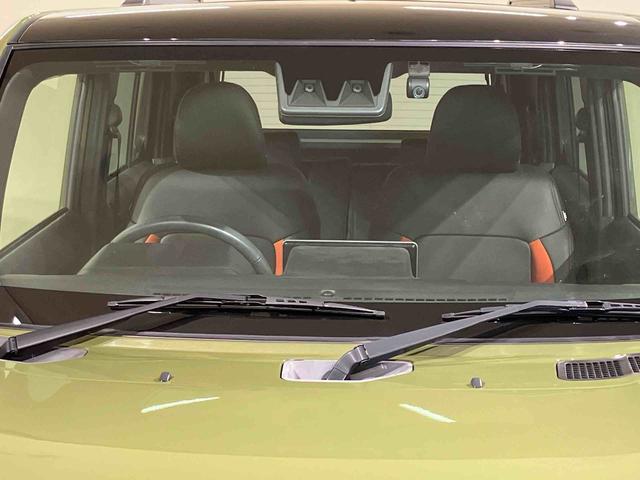 タフト Ｇターボ　４ＷＤ　アルミホイール　シートヒーター　ターボ　アイドリングストップ　オートマチックハイビーム　衝突防止システム　ＬＥＤヘッドランプ　レーンアシスト　スマートキー　記録簿　ワンオーナー　エアバッグ（2枚目）