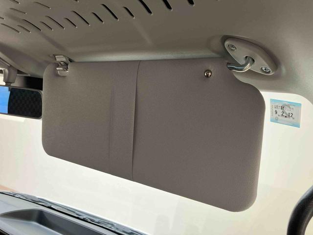 ハイゼットカーゴ DX 4WD 両側スライドドア アイドリングストップ オートマチックハイビーム オートライト 衝突防止システム レーンアシスト キーレスエントリー 記録簿 ワンオーナー エアバッグ エアコン ABS(29枚目)