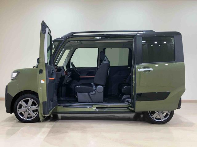 タント ファンクロスターボ 4WD 両側電動スライドドア シートヒーター ターボ アイドリングストップ オートマチックハイビーム USB入力端子 オートライト 衝突防止システム LEDヘッドランプ レーンアシスト スマートキー(13枚目)