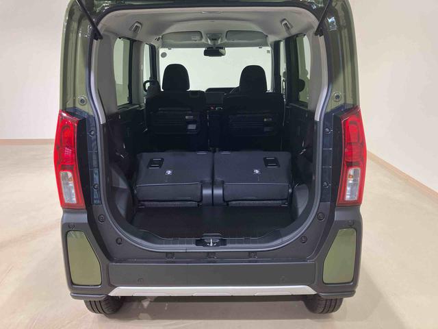 タント ファンクロスターボ 4WD 両側電動スライドドア シートヒーター ターボ アイドリングストップ オートマチックハイビーム USB入力端子 オートライト 衝突防止システム LEDヘッドランプ レーンアシスト スマートキー(16枚目)