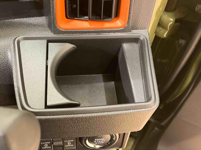 タント ファンクロスターボ 4WD 両側電動スライドドア シートヒーター ターボ アイドリングストップ オートマチックハイビーム USB入力端子 オートライト 衝突防止システム LEDヘッドランプ レーンアシスト スマートキー(28枚目)