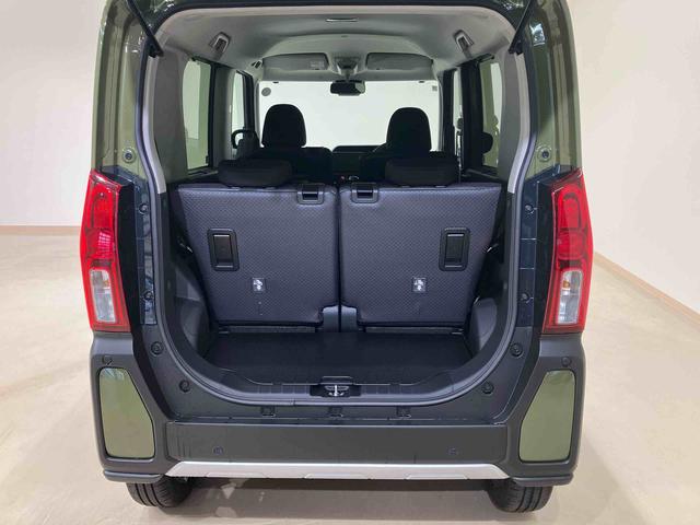 タント ファンクロスターボ 4WD 両側電動スライドドア シートヒーター ターボ アイドリングストップ オートマチックハイビーム USB入力端子 オートライト 衝突防止システム LEDヘッドランプ レーンアシスト スマートキー(31枚目)