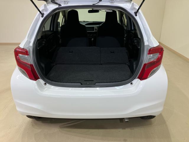 ヴィッツ F(16枚目)