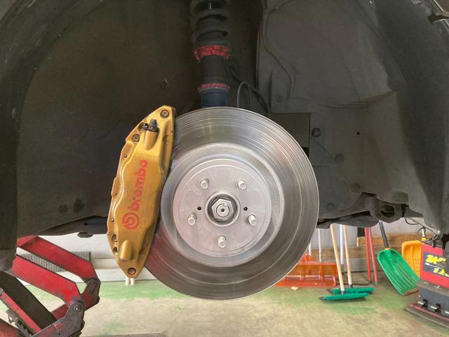 インプレッサ ＷＲＸ　ＳＴｉ　アプライドＣ　ＤＣＣＤ　ブリッツ車高調　ＨＫＳマフラー　ＳＴＩ１８インチＡＷ　ＤＥＦＩ３連メーター　ＳＴＩブースト計　ＭＯＭＯステアリング　ストラーダナビ　Ｔベル交換済　取説　道外仕入車（15枚目）