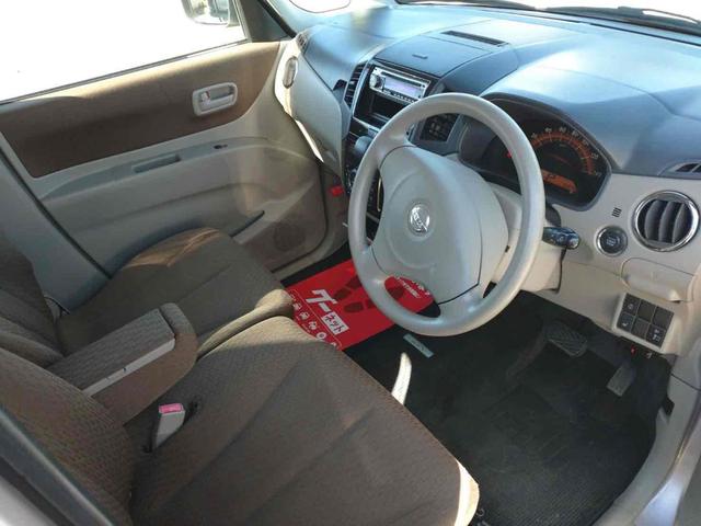 ルークス Ｇ　４ＷＤ　ＥＴＣ　電動スライドドア　スマートキー　電動格納ミラー　シートヒーター　ベンチシート　ＣＶＴ　盗難防止システム　ＡＢＳ　ＣＤ　アルミホイール　衝突安全ボディ　エアコン　パワーステアリング（8枚目）