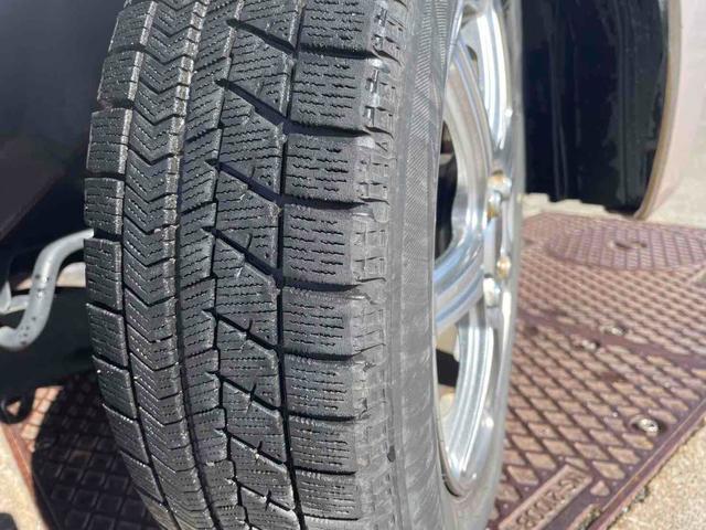 ルークス Ｇ　４ＷＤ　ＥＴＣ　電動スライドドア　スマートキー　電動格納ミラー　シートヒーター　ベンチシート　ＣＶＴ　盗難防止システム　ＡＢＳ　ＣＤ　アルミホイール　衝突安全ボディ　エアコン　パワーステアリング（27枚目）