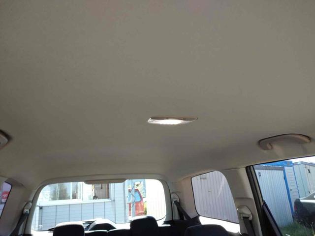 エクシーガ ２．０ｉＳスタイル　４ＷＤ　ナビ　ＴＶ　ＨＩＤ　キーレスエントリー　電動格納ミラー　３列シート　ＡＴ　アルミホイール　盗難防止システム　衝突安全ボディ　ＡＢＳ　エアコン　パワーステアリング　パワーウィンドウ（26枚目）