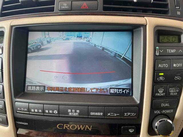 クラウン Rサルーンi-Four60thスペシャルED 4WD ETC オートクルーズコントロール バックカメラ ナビ アルミホイール HID AT スマートキー 電動格納ミラー 盗難防止システム パワーシート CD MD 衝突安全ボディ ABS ESC(6枚目)