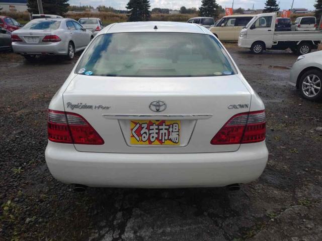 クラウン Rサルーンi-Four60thスペシャルED 4WD ETC オートクルーズコントロール バックカメラ ナビ アルミホイール HID AT スマートキー 電動格納ミラー 盗難防止システム パワーシート CD MD 衝突安全ボディ ABS ESC(18枚目)