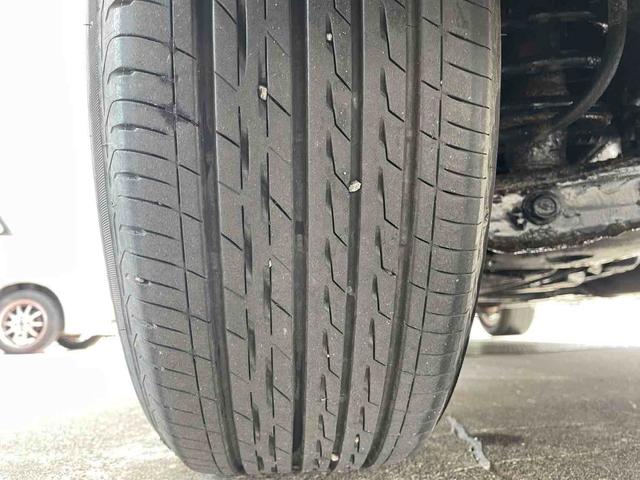 クラウン Rサルーンi-Four60thスペシャルED 4WD ETC オートクルーズコントロール バックカメラ ナビ アルミホイール HID AT スマートキー 電動格納ミラー 盗難防止システム パワーシート CD MD 衝突安全ボディ ABS ESC(28枚目)