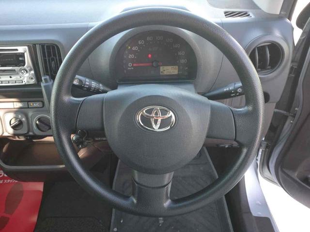 パッソ Ｘ　クツロギ　４ＷＤ　ドライブレコーダー　ＥＴＣ　スマートキー　電動格納ミラー　ＣＶＴ　盗難防止システム　衝突安全ボディ　記録簿　ベンチシート　ＡＢＳ　ＣＤ　ＭＤ　エアコン　パワーステアリング　パワーウィンドウ（3枚目）