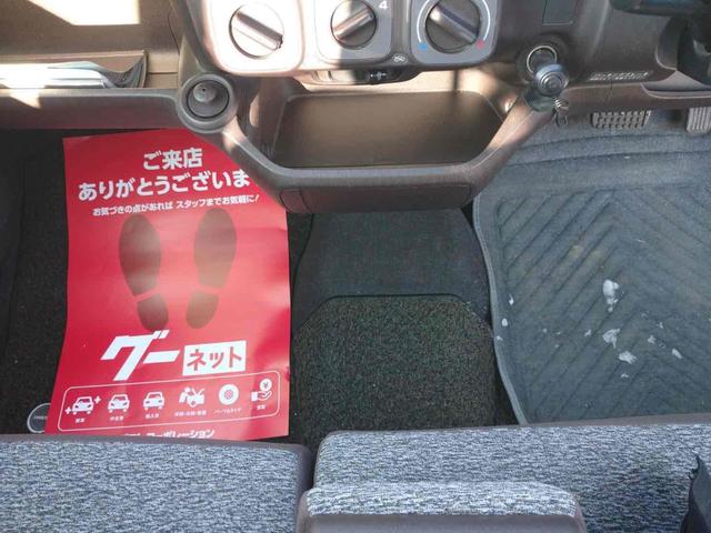 パッソ Ｘ　クツロギ　４ＷＤ　ドライブレコーダー　ＥＴＣ　スマートキー　電動格納ミラー　ＣＶＴ　盗難防止システム　衝突安全ボディ　記録簿　ベンチシート　ＡＢＳ　ＣＤ　ＭＤ　エアコン　パワーステアリング　パワーウィンドウ（6枚目）
