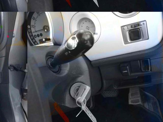 アルトラパン L タイミングチェーン車 キーレスエントリー ベンチシート AT ABS CD MD アルミホイール 衝突安全ボディ エアコン パワーステアリング パワーウィンドウ 運転席エアバッグ 助手席エアバッグ(6枚目)