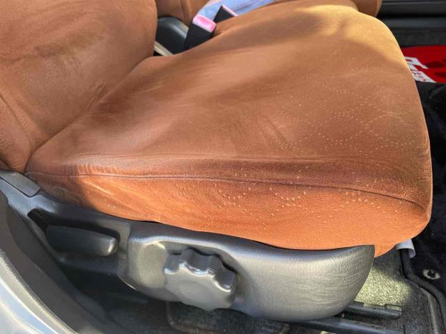 アルトラパン L タイミングチェーン車 キーレスエントリー ベンチシート AT ABS CD MD アルミホイール 衝突安全ボディ エアコン パワーステアリング パワーウィンドウ 運転席エアバッグ 助手席エアバッグ(24枚目)