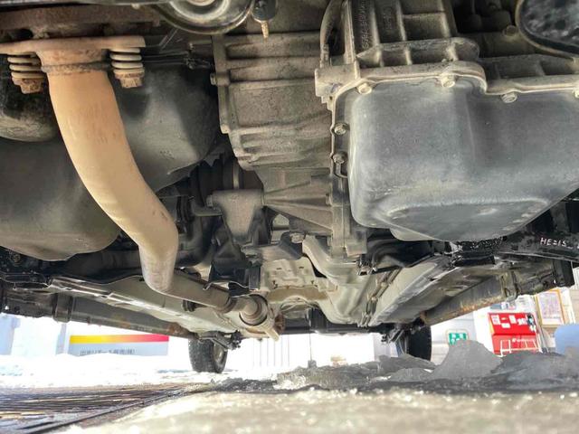 アルトラパン L タイミングチェーン車 キーレスエントリー ベンチシート AT ABS CD MD アルミホイール 衝突安全ボディ エアコン パワーステアリング パワーウィンドウ 運転席エアバッグ 助手席エアバッグ(29枚目)