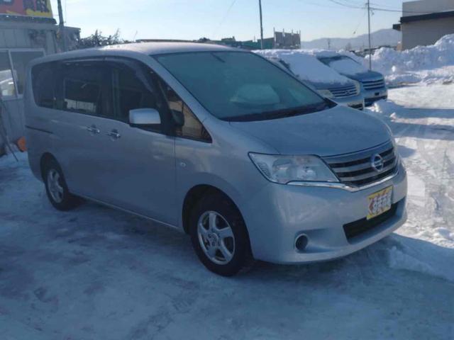 セレナ ２０Ｘ　４ＷＤ　夏冬タイヤＡＷ付き　ドライブレコーダー　ＥＴＣ　バックカメラ　ナビ　ＴＶ　オートクルーズコントロール　両側電動スライドドア　スマートキー　アイドリングストップ　　３列シート　フルフラット（15枚目）