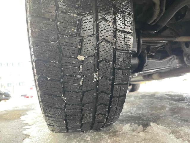 セレナ ２０Ｘ　４ＷＤ　夏冬タイヤＡＷ付き　ドライブレコーダー　ＥＴＣ　バックカメラ　ナビ　ＴＶ　オートクルーズコントロール　両側電動スライドドア　スマートキー　アイドリングストップ　　３列シート　フルフラット（34枚目）