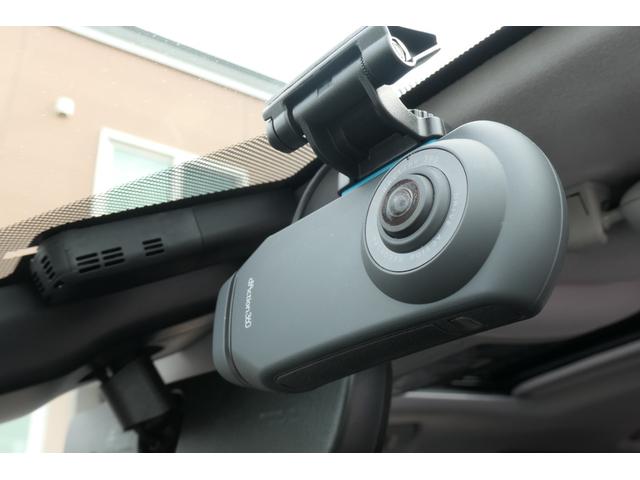 ＲＸ ＲＸ３００　バージョンＬ　レクサスセーフティシステム　寒冷地仕様　夏冬タイヤ　サンルーフ　社外マフラー　後席モニター　純正キー一体型エンジンスターター　メーカーＯＰナビ　ＤＴＶ　Ｂｌｕｅｔｏｏｔｈ　パノラミックビューモニター（27枚目）