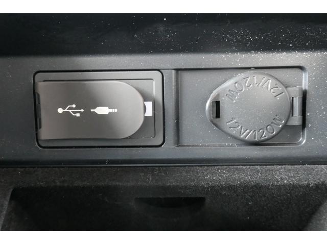 ＲＸ ＲＸ３００　バージョンＬ　レクサスセーフティシステム　寒冷地仕様　夏冬タイヤ　サンルーフ　社外マフラー　後席モニター　純正キー一体型エンジンスターター　メーカーＯＰナビ　ＤＴＶ　Ｂｌｕｅｔｏｏｔｈ　パノラミックビューモニター（43枚目）