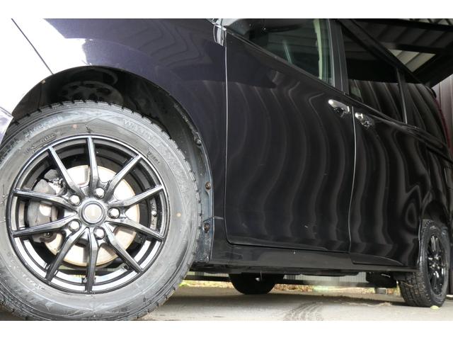 エスクァイア Gi 寒冷地仕様 トヨタセーフティセンス 夏冬タイヤ SDナビ TV Bluetooth フリップダウンモニター 前後ドラレコ ETC 両側電動パワースライドドア ハーフレザーシート シートヒーター(9枚目)