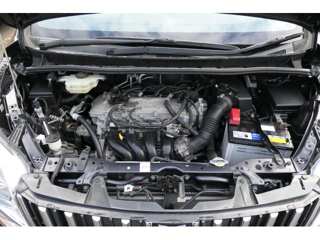 エスクァイア Gi 寒冷地仕様 トヨタセーフティセンス 夏冬タイヤ SDナビ TV Bluetooth フリップダウンモニター 前後ドラレコ ETC 両側電動パワースライドドア ハーフレザーシート シートヒーター(16枚目)