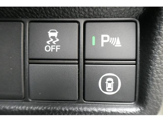 シビック タイプR レーシングブラックパッケージ ワンオーナー ホンダセンシング 6MT 19インチブラックAW リアスポイラー ブレンボキャリパー ホンダコネクト9インチナビTV Bluetooth バックカメラ ワイヤレス充電器 ETC2.0(23枚目)