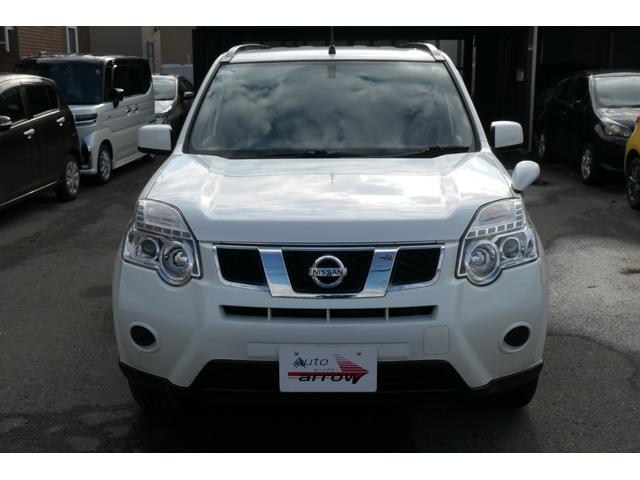 エクストレイル ２０Ｓ　夏冬タイヤ　社外エンジンスターター　純正ナビ　ＤＴＶ　Ｂｌｕｅｔｏｏｔｈ　バックカメラ　ＥＴＣ　ルーフレール　横滑り防止装置　切替４ＷＤ　スマートキー　ドアバイザー　電動格納ミラー　パワーウィンドウ（4枚目）